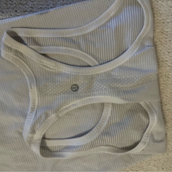 lululemon swiftly tank - Picture 3 of 3
